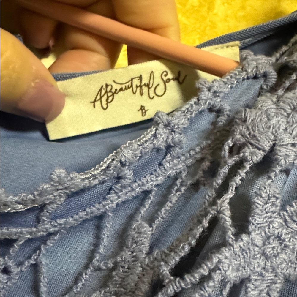 Elegant Blue Lace Blouse - Picture 2 of 3